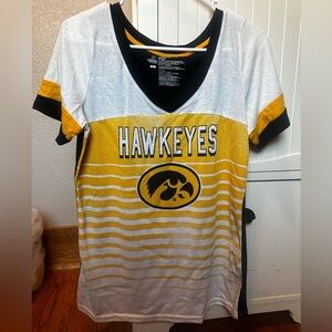 Iowa Hawkeyes t shirt.